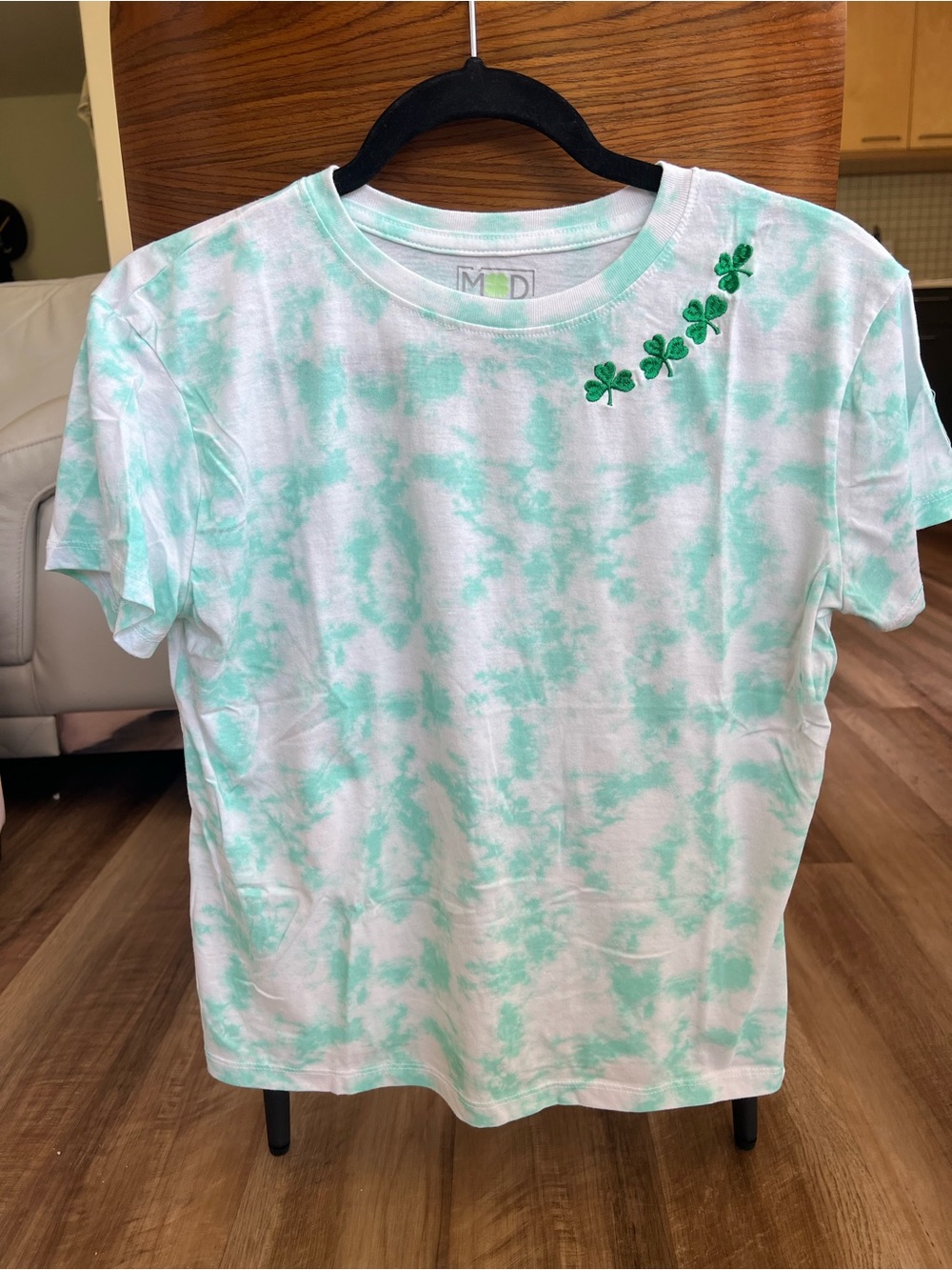 Tie-Dye Clover Cropped Tee